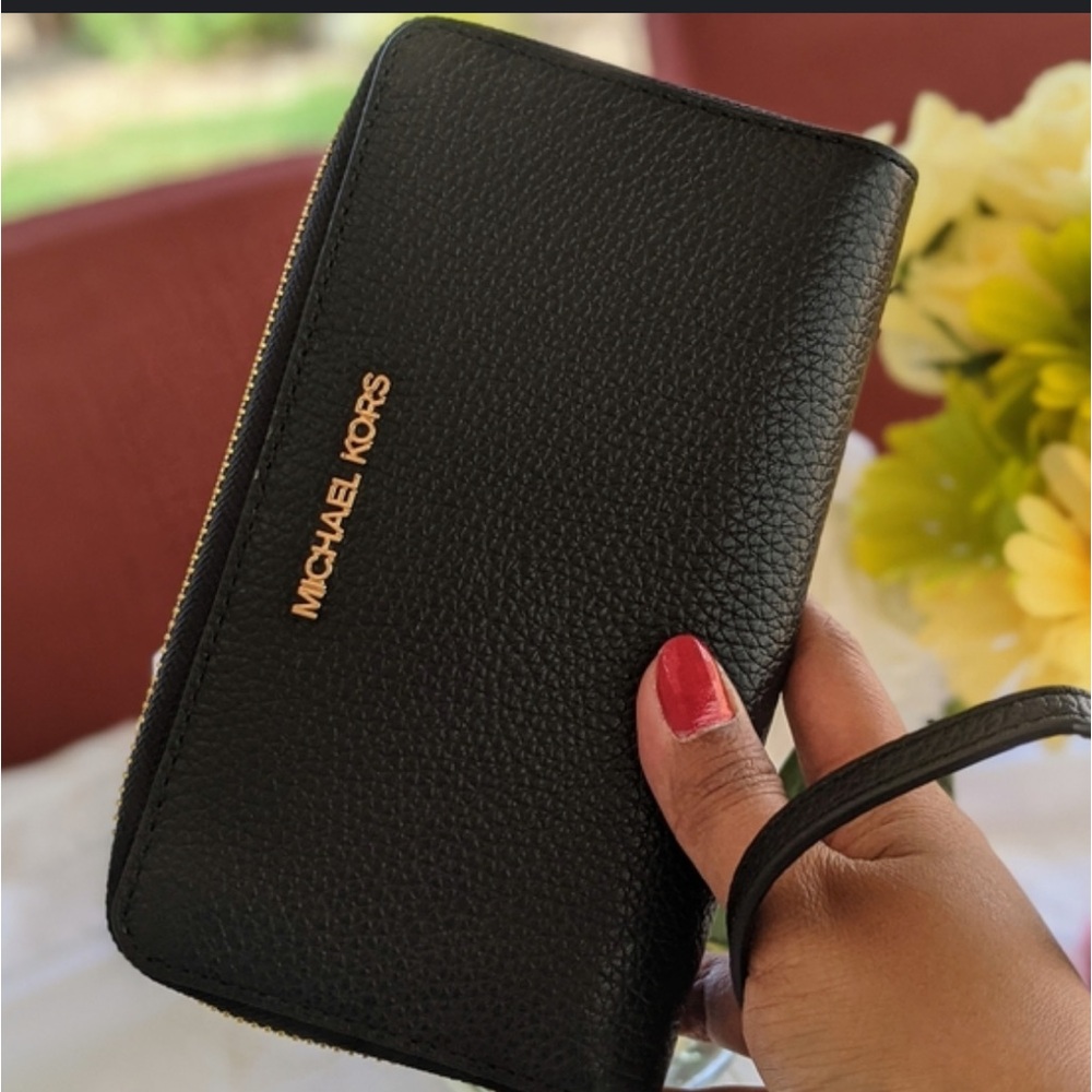 Michael Kors Purse Wallet - Picture 3 of 5
